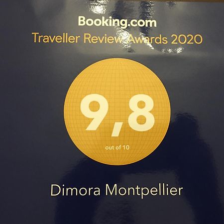 Dimora Montpellier Apartment Salerno Bagian luar foto