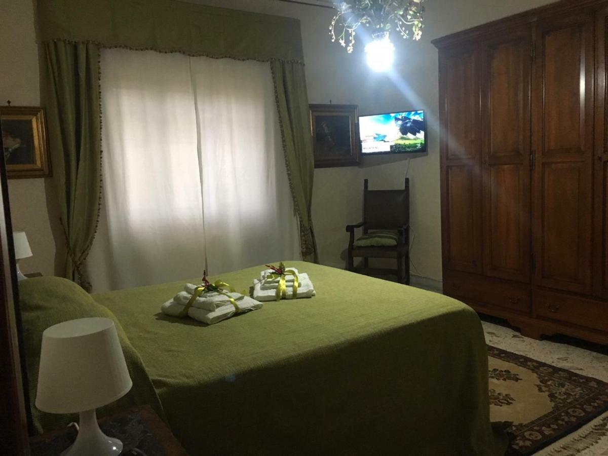 Dimora Montpellier Apartment Salerno Bagian luar foto