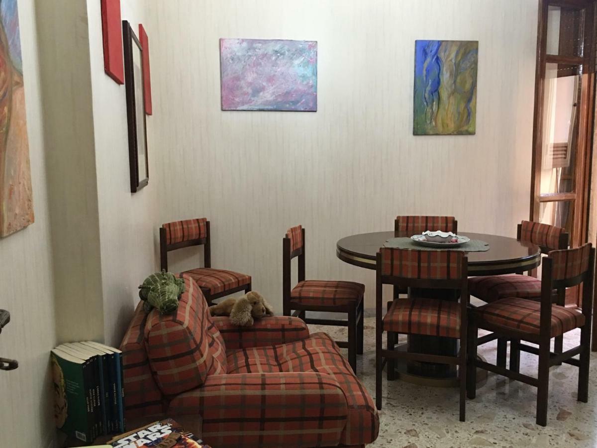 Dimora Montpellier Apartment Salerno Bagian luar foto