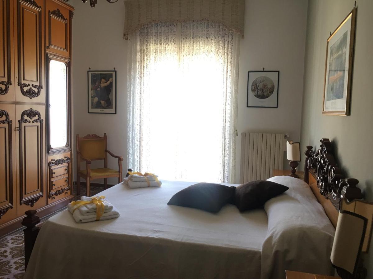 Dimora Montpellier Apartment Salerno Bagian luar foto